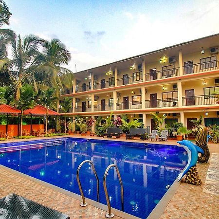 Fabescape Sk Studios With Pool & Gym, Arpora Stare Goa Zewnętrze zdjęcie