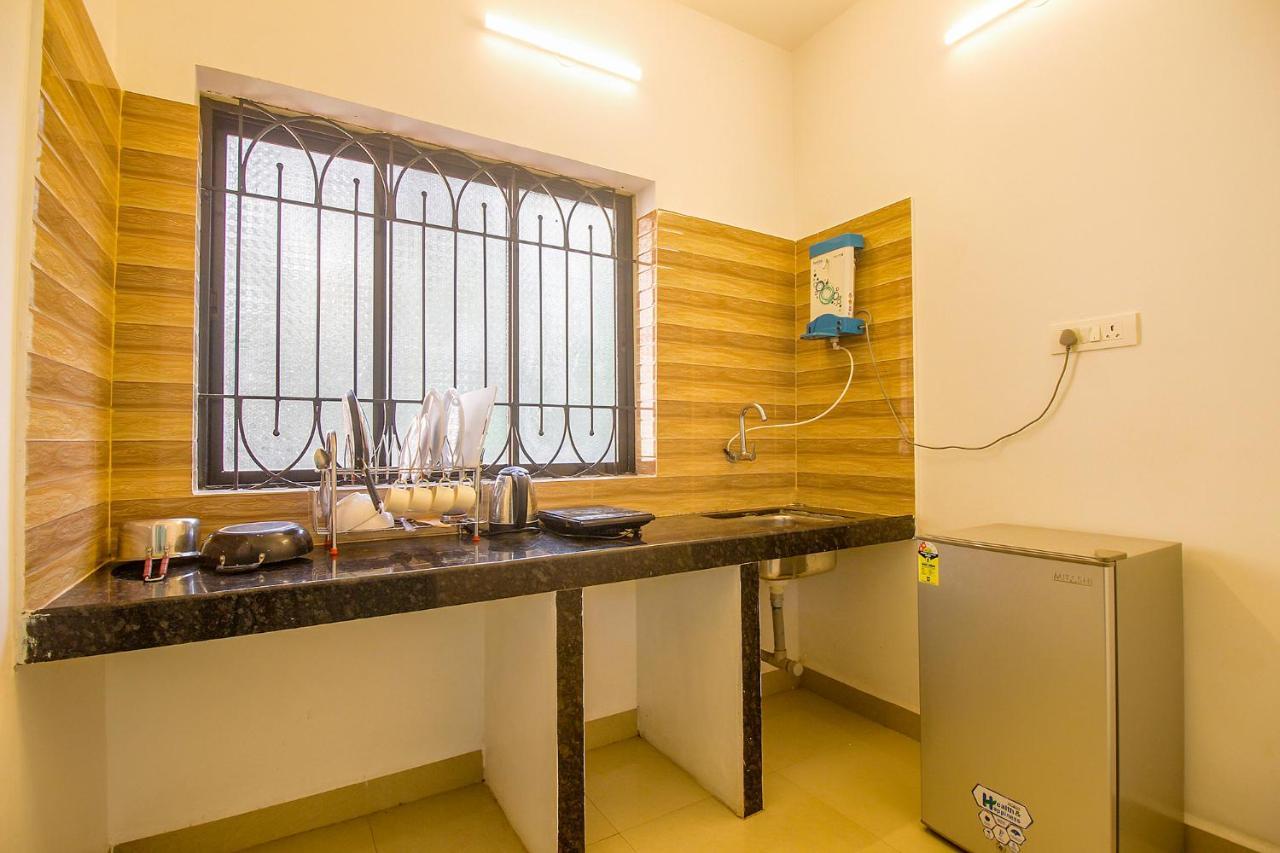 Fabescape Sk Studios With Pool & Gym, Arpora Stare Goa Zewnętrze zdjęcie
